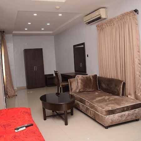 Pelican Hotel Lekki Esterno foto
