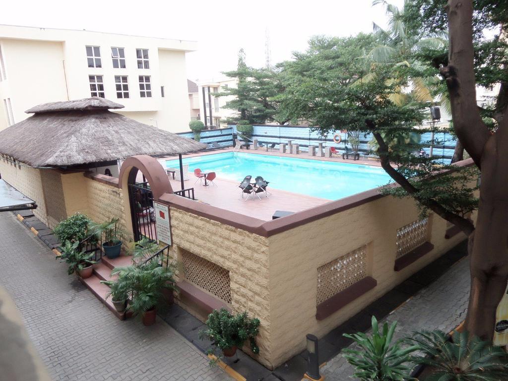 Pelican Hotel Lekki Esterno foto