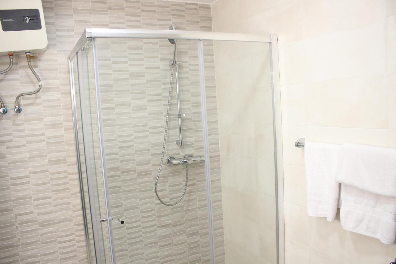 Pelican Hotel Lekki Esterno foto