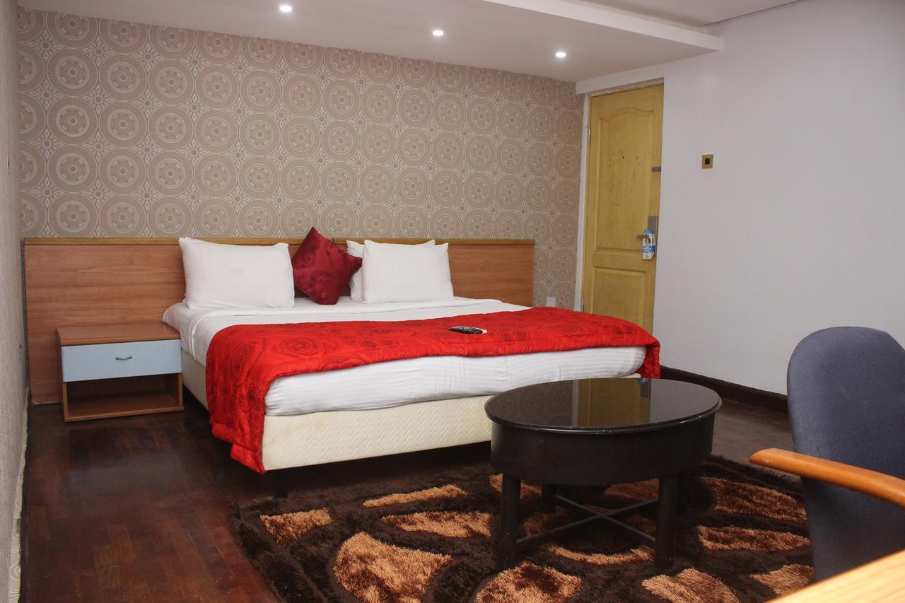 Pelican Hotel Lekki Esterno foto