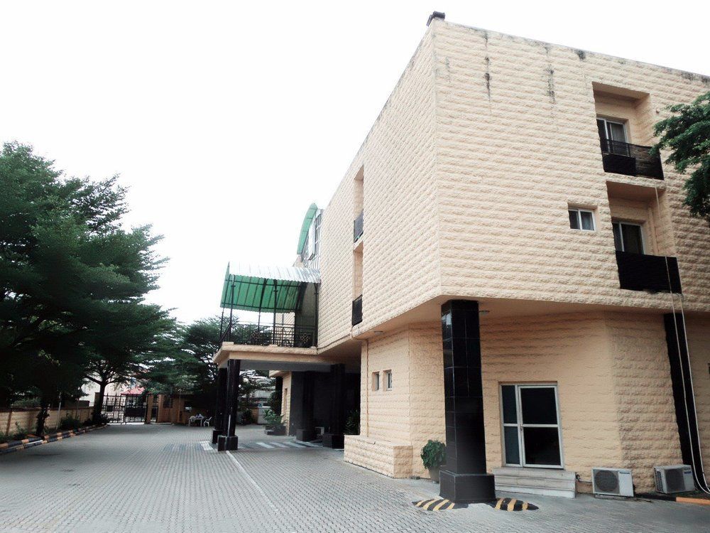 Pelican Hotel Lekki Esterno foto