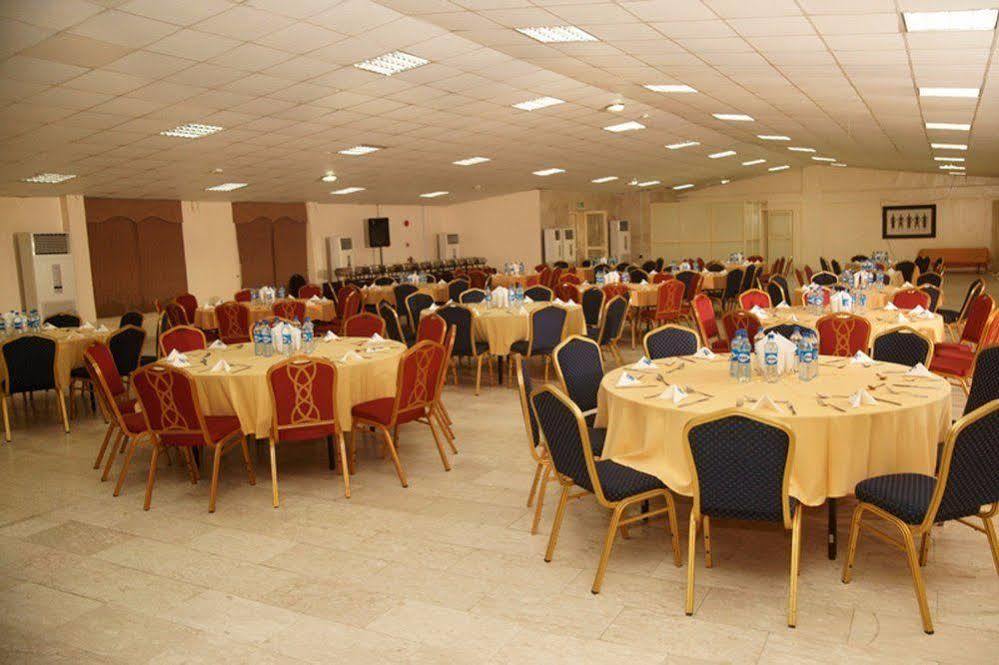 Pelican Hotel Lekki Esterno foto