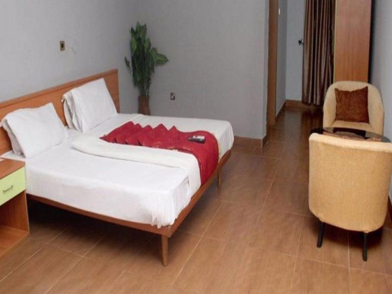 Pelican Hotel Lekki Esterno foto