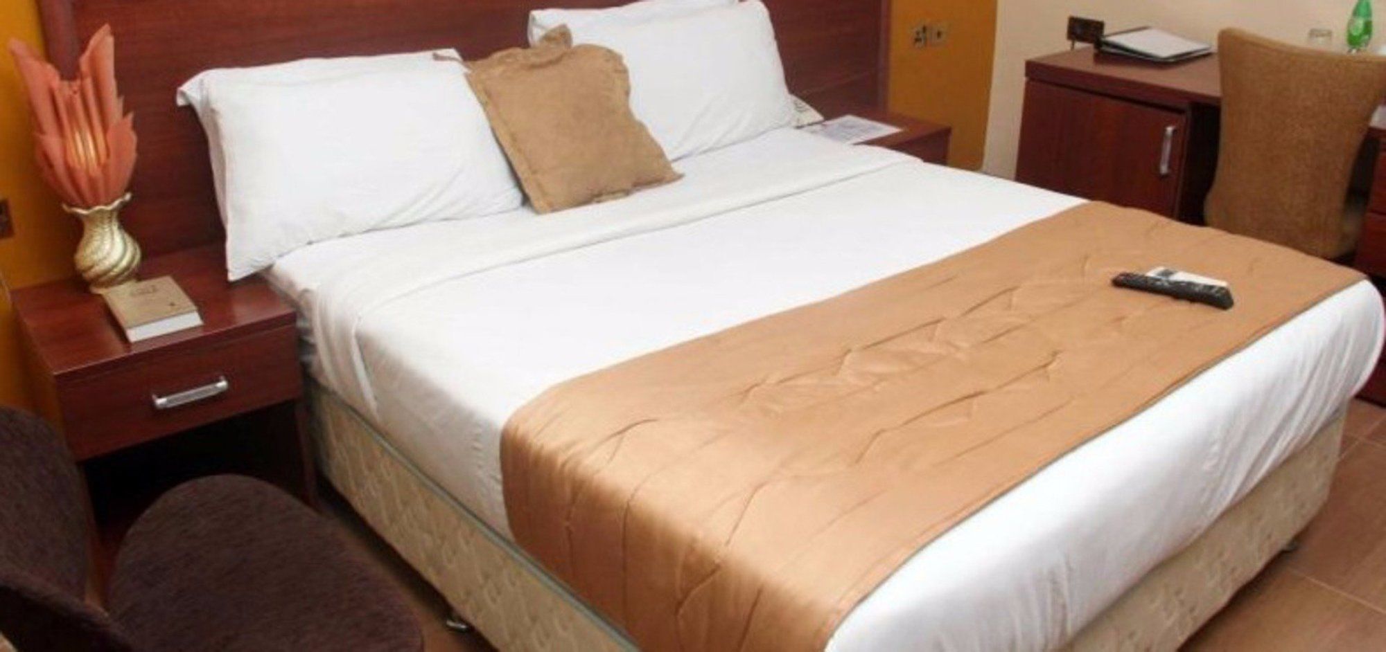 Pelican Hotel Lekki Esterno foto